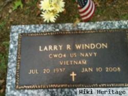 Larry R Windon