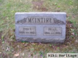 Dr A L Mcintire