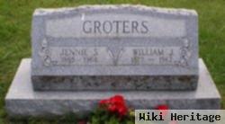 William J Groters