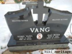 Tong Yang Vang