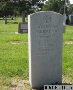 Alberto Herrera