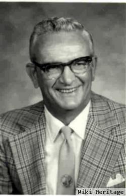 Lawrence Blaine "larry" Hess