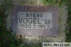 Steve Vogel, Sr