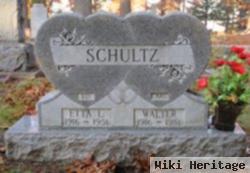 Walter J "carl" Schultz