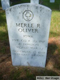 Merle R Oliver