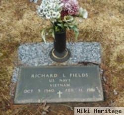 Richard Lee Fields