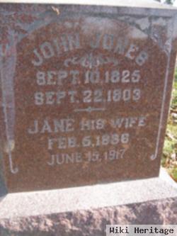 Jane Darr Jones