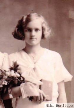 Leona Clara Birr Curran