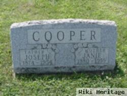 Janie Cooper