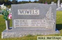 Annette W Vowels