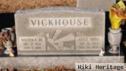 Walter E. "bubba" Vickhouse, Jr