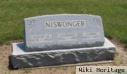 Harvey M Niswonger