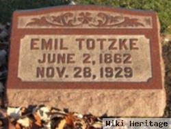 Emil Totzke