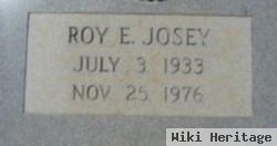 Roy E Josey