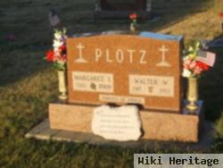 Walter W Plotz