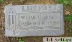 William F Luxford