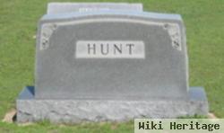 Tom D Hunt