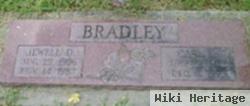 Carl L Bradley, Sr