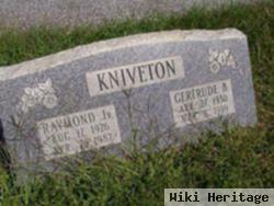 Raymond Kniveton, Jr