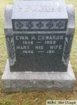 Evan M Edwards