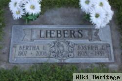 Bertha L Liebers