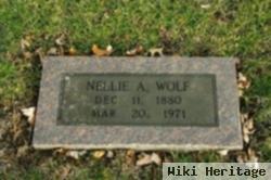 Nellie A Wolf