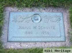 Julius W Schultz