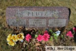 Marie Ellen Naniot Plutz