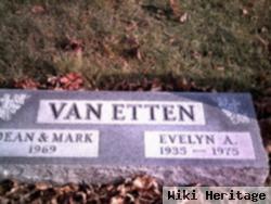 Evelyn A. Poets Vanetten