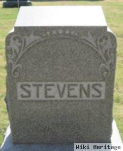 Arvil Davis Stevens