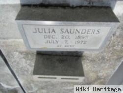 Julia Saunders