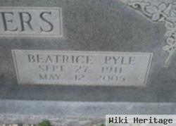 Beatrice "bea" Pyle Saunders