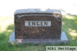 Jorgen P Engen