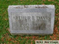 Arthur Davis