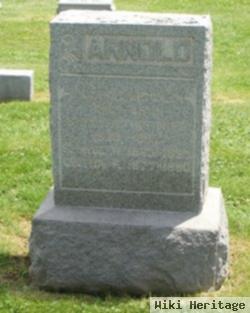 Sarah C Arnold