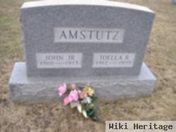 Idella R Amstutz