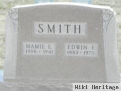 Mamie E Smith