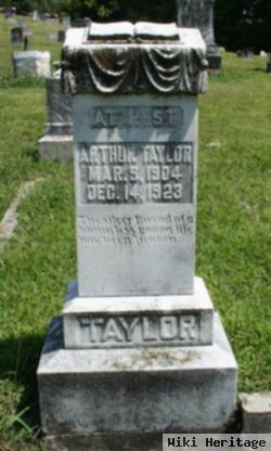 Arthur Taylor