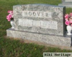 Oscar L Hoover