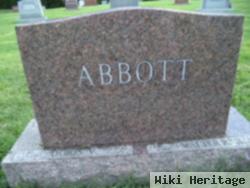 Doris V Bealer Abbott