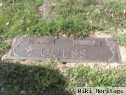 Robert Guess