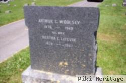 Bertha E Lefevre Woolsey