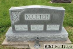 Vernon F Klueter