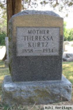 Theressa Kurtz