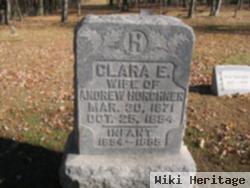 Clara E Horchner