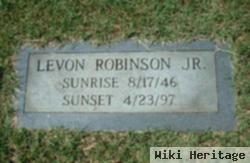 Levon Robinson, Jr