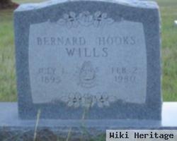 Bernard "hooks" Wills