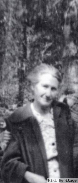 Martha Dovie "babe" Hensley Jones