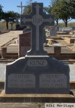 Joseph Kunz