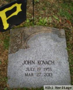 John E. "little John" Kovach